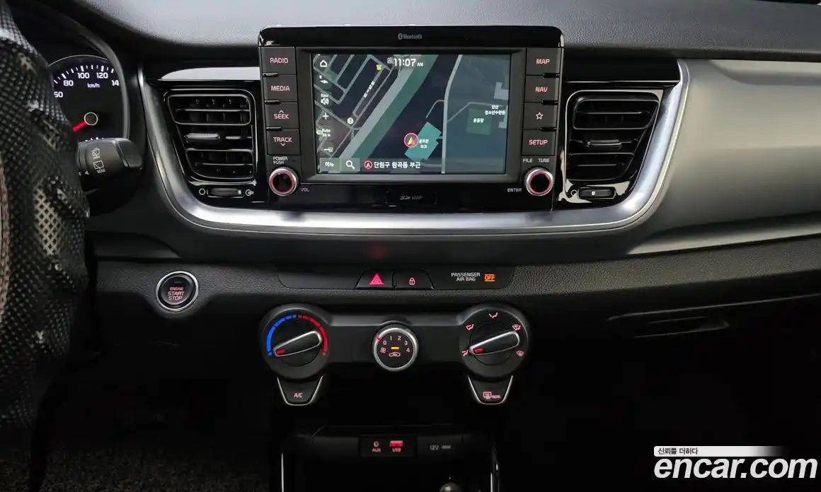 Kia Stonic 2018 1.4 автомат (гидро), фото 20