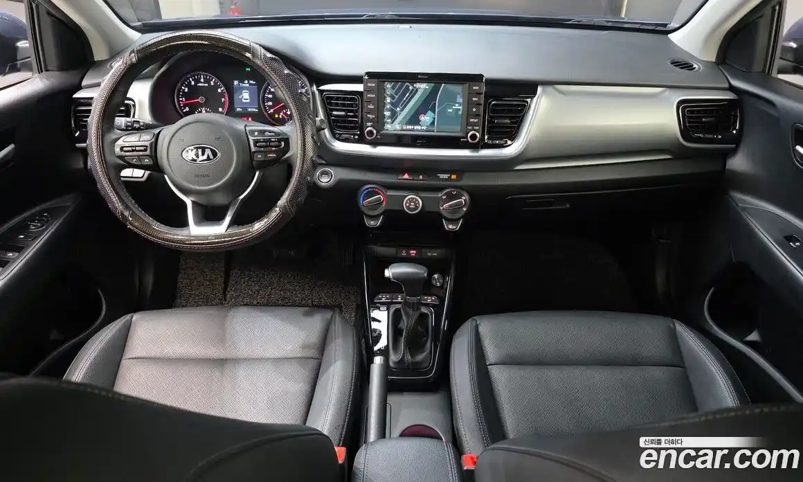 Kia Stonic 2018 1.4 автомат (гидро), фото 7
