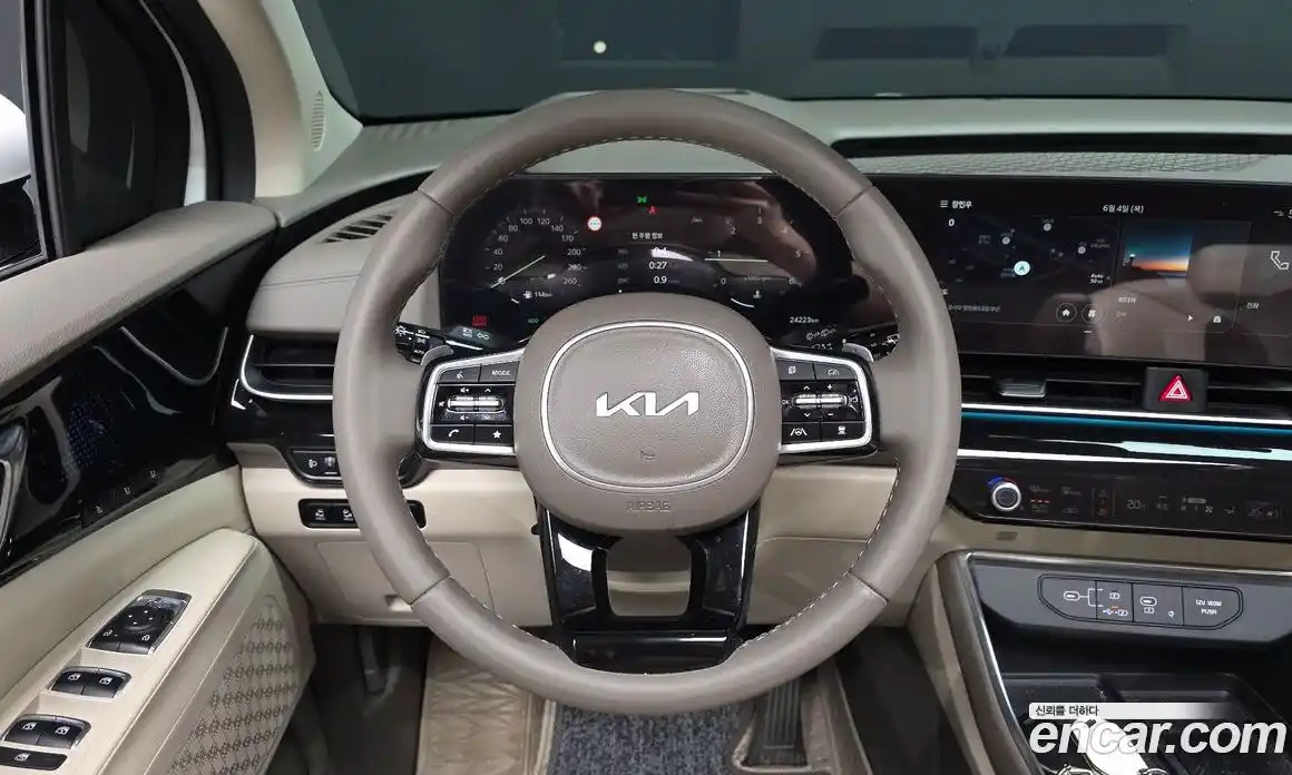 Kia Carnival 2024 2.2 автомат (гидро), фото 19