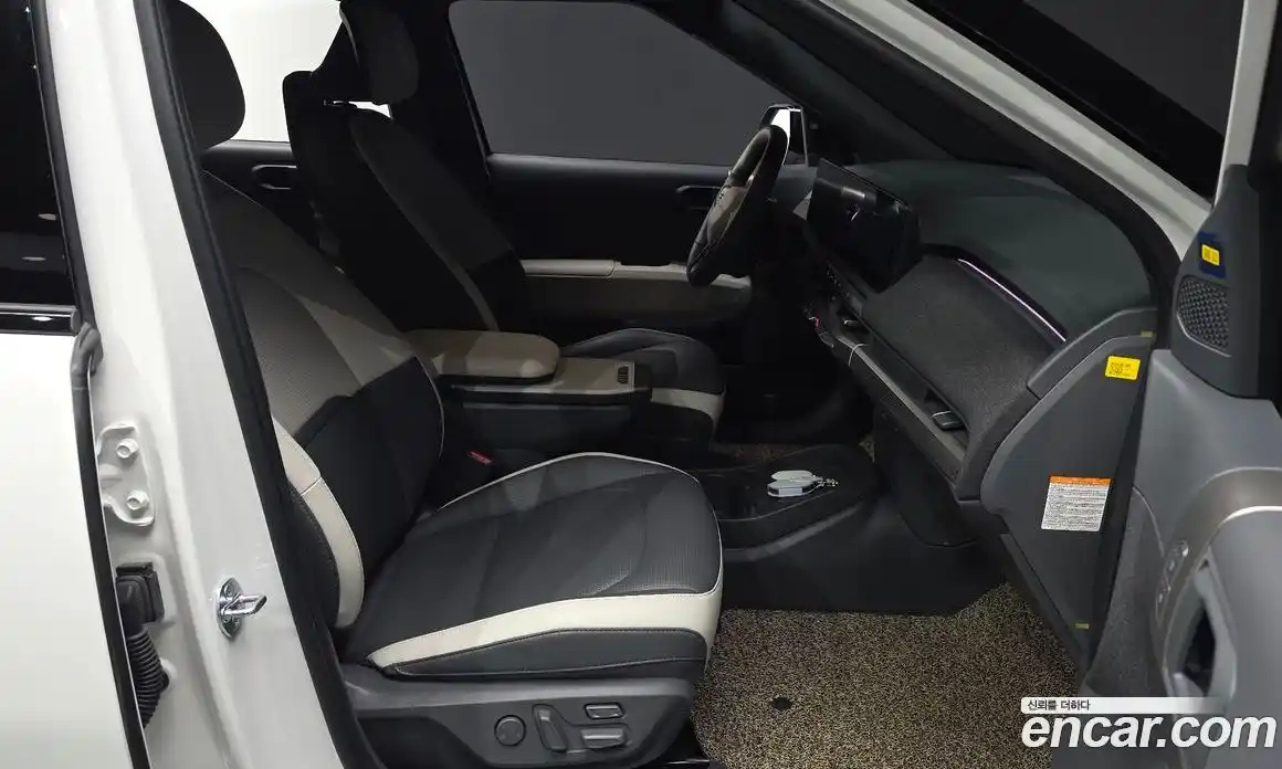 Kia EV3 2024 0.2 автомат (гидро), фото 18
