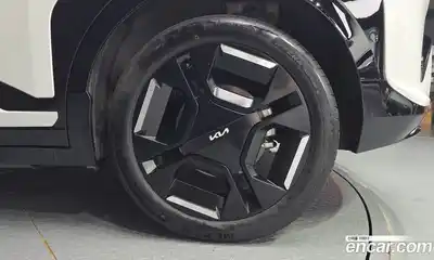 Kia EV3 2024 0.2 автомат (гидро), миниатюра 7