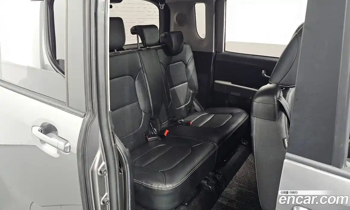 Kia Ray 2024 1.0 автомат (гидро), фото 11