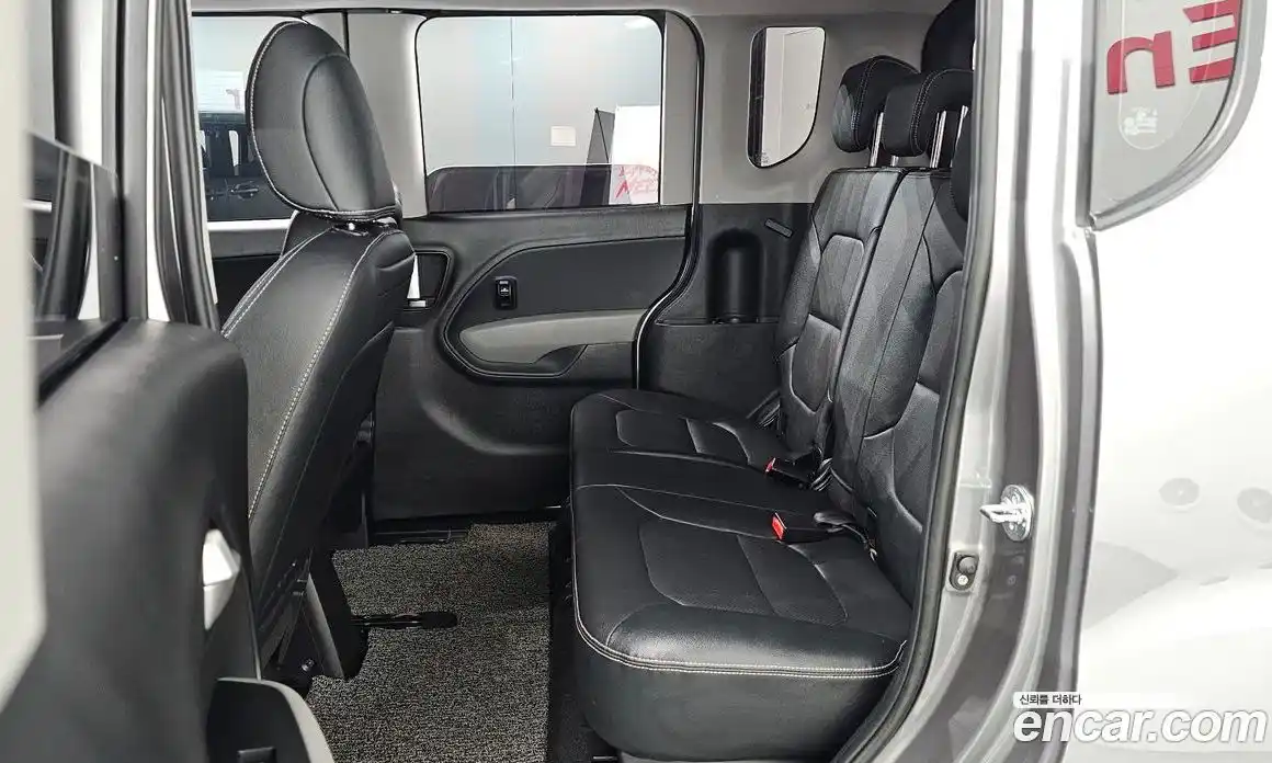 Kia Ray 2024 1.0 автомат (гидро), фото 12