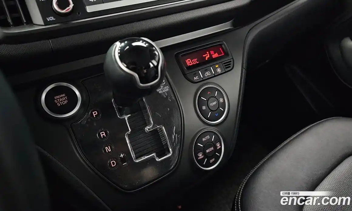 Kia Ray 2024 1.0 автомат (гидро), фото 9