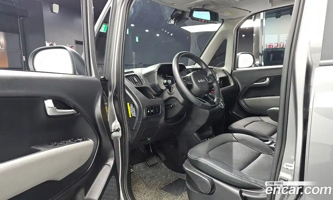 Kia Ray 2024 1.0 автомат (гидро), фото 10
