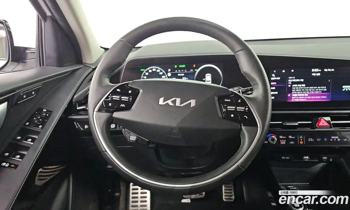 Kia Niro 2022 1.6 автомат (гидро), фото 17