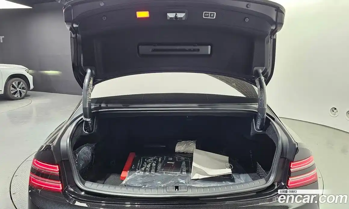 Genesis G80 2024 2.5 автомат (гидро), фото 25