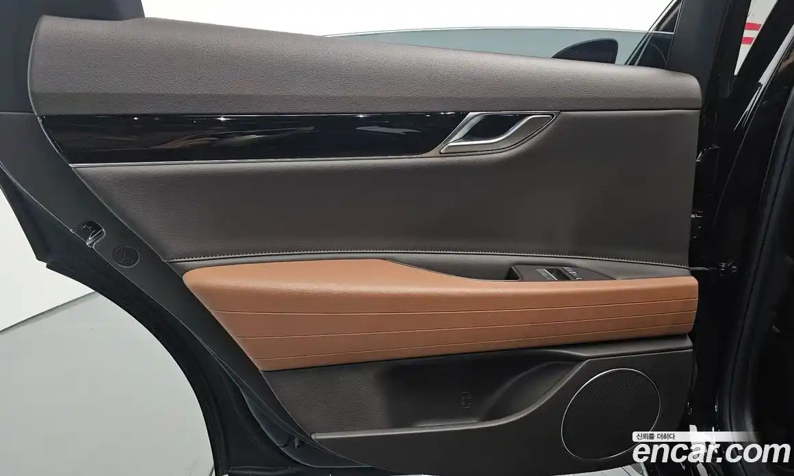 Genesis G80 2023 2.5 автомат (гидро), фото 15