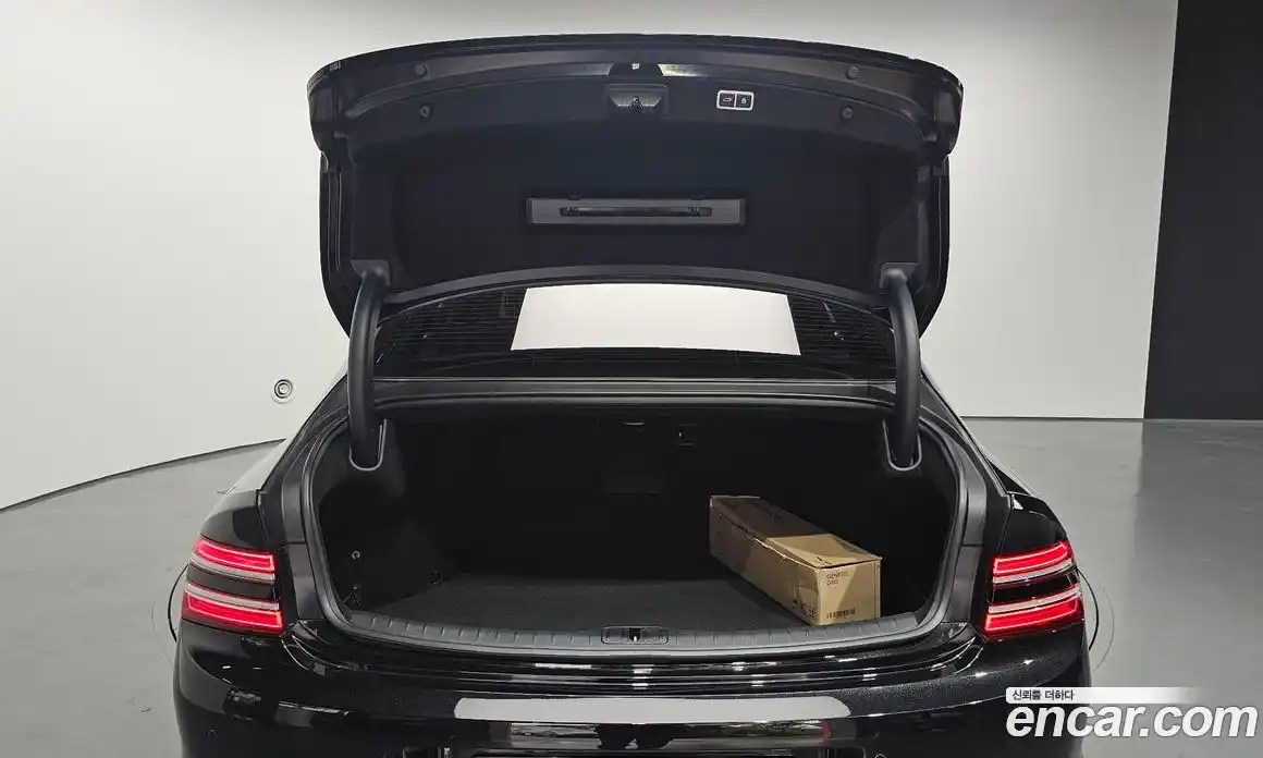 Genesis G80 2023 2.5 автомат (гидро), фото 25