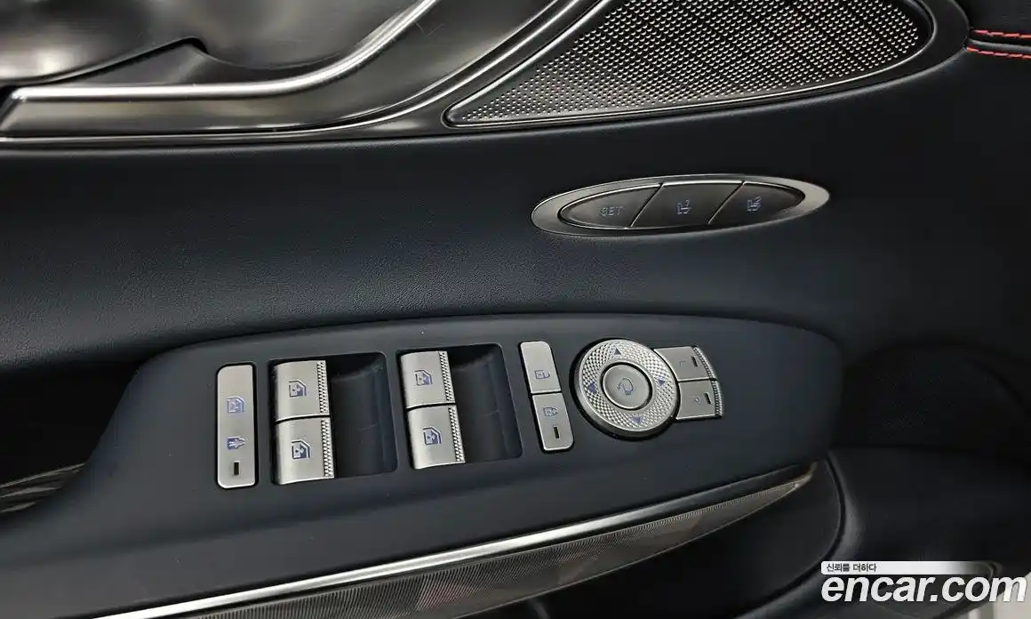 Genesis GV70 2022 2.5 автомат (гидро), фото 13