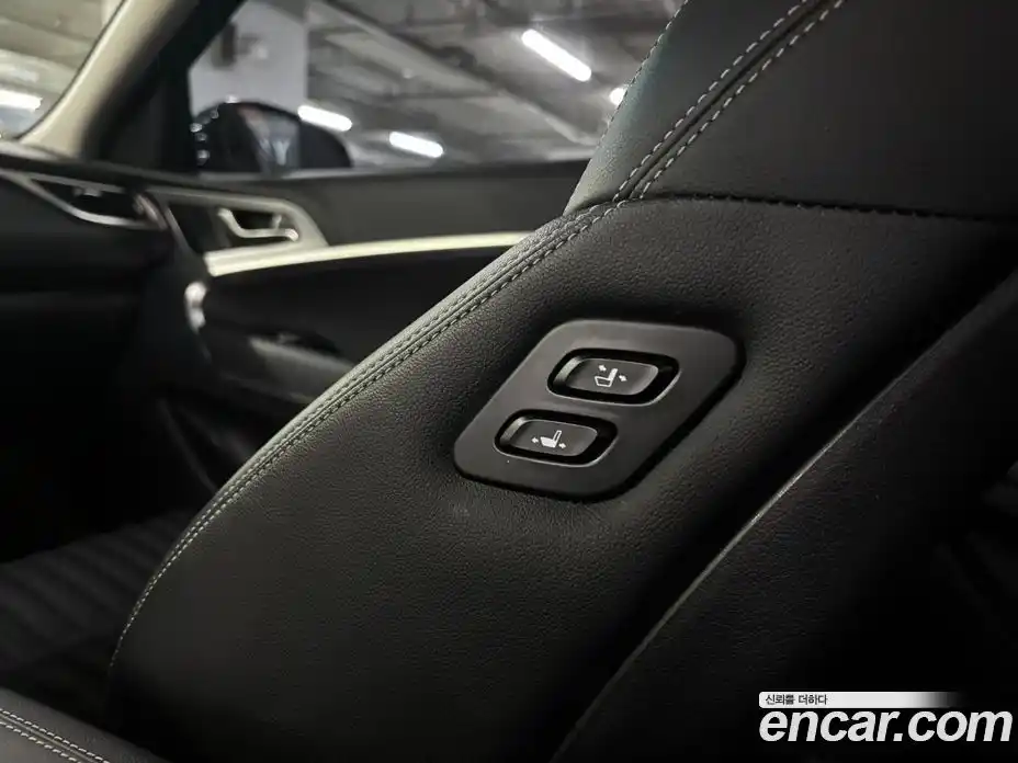Genesis G70 2019 2.0 автомат (гидро), фото 18