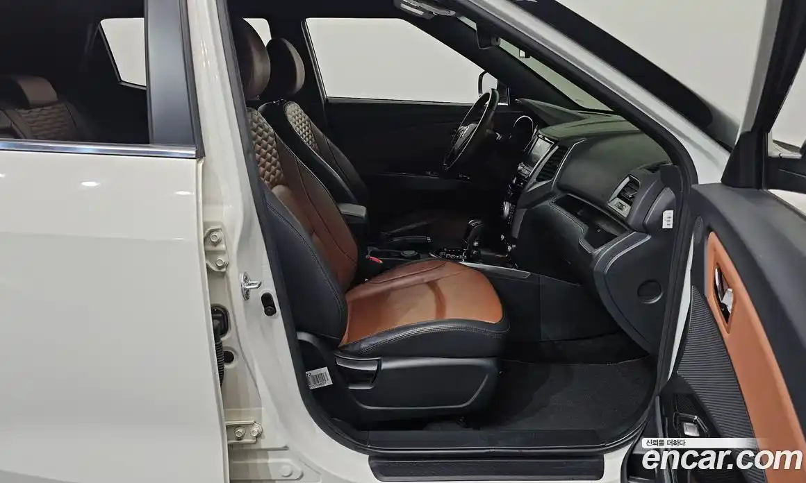 SsangYong TIBOLI 2017 1.6 автомат (гидро), фото 16