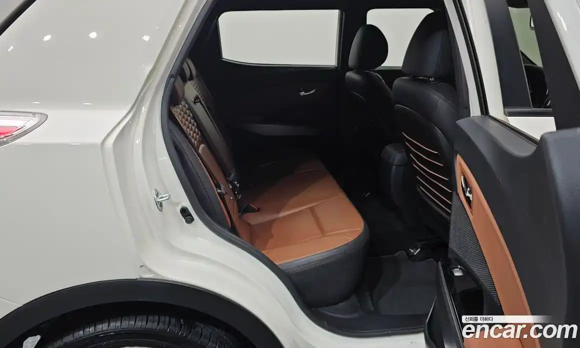SsangYong TIBOLI 2017 1.6 автомат (гидро), фото 17