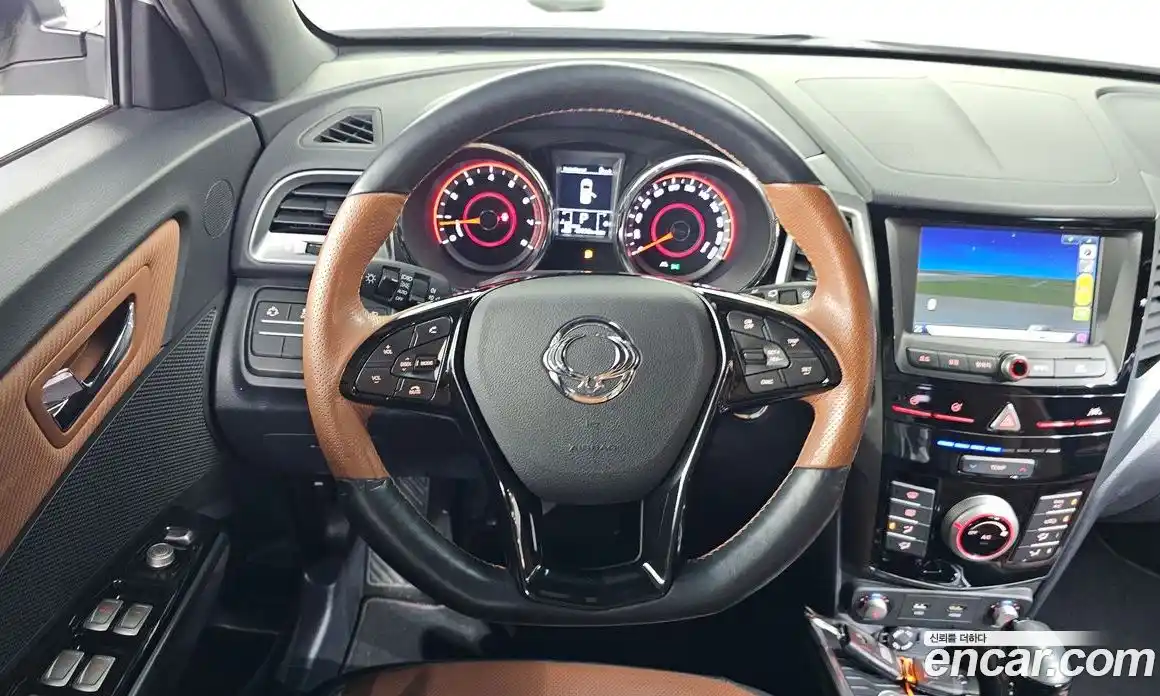SsangYong TIBOLI 2017 1.6 автомат (гидро), фото 18