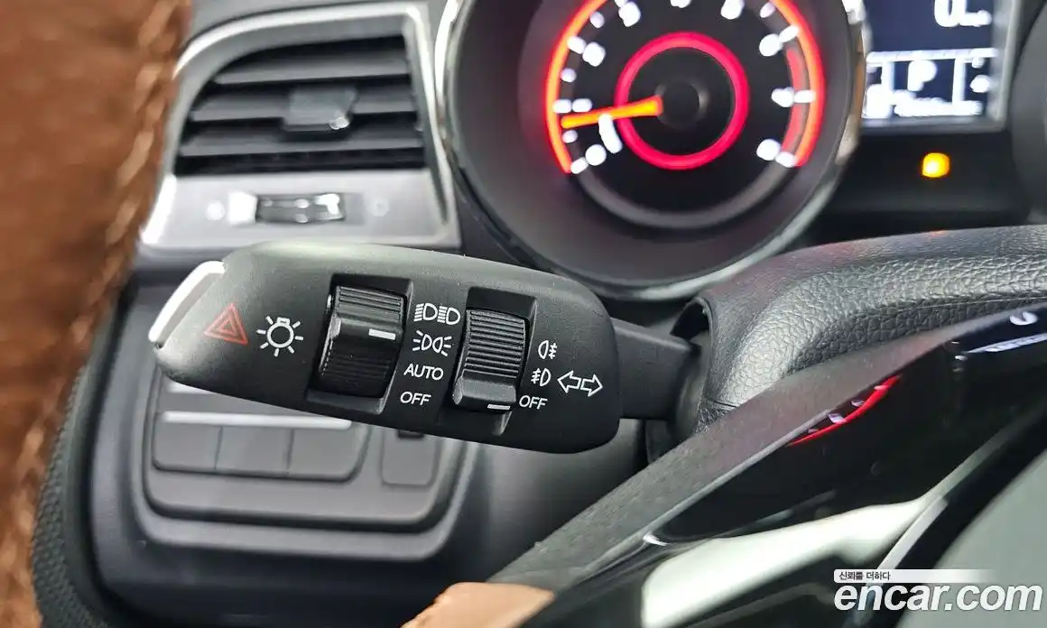 SsangYong TIBOLI 2017 1.6 автомат (гидро), фото 27