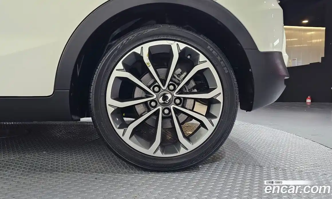 SsangYong TIBOLI 2017 1.6 автомат (гидро), фото 7