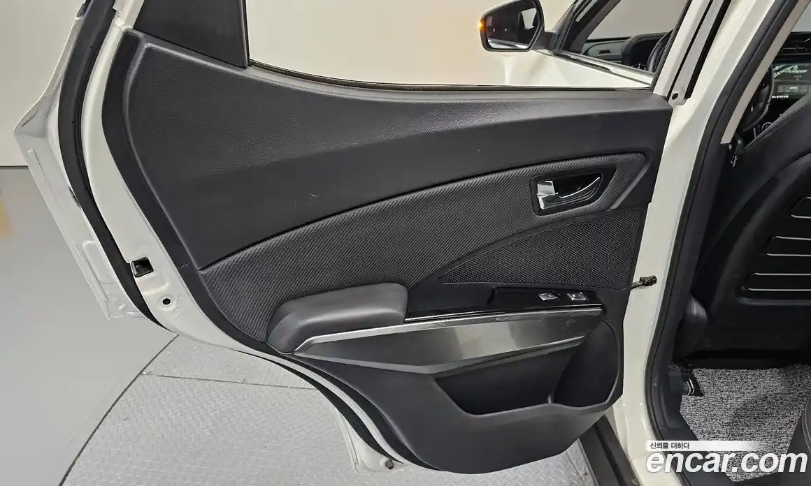 SsangYong TIBOLI 2022 1.5 автомат (гидро), фото 15