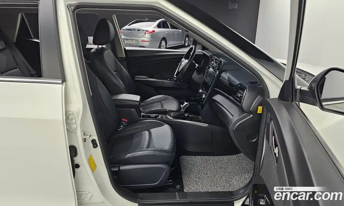 SsangYong TIBOLI 2022 1.5 автомат (гидро), фото 16