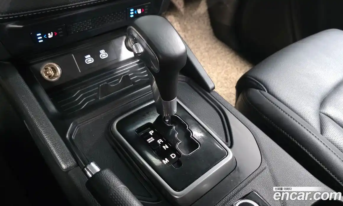 SsangYong Rexton 2023 2.2 автомат (гидро), фото 12