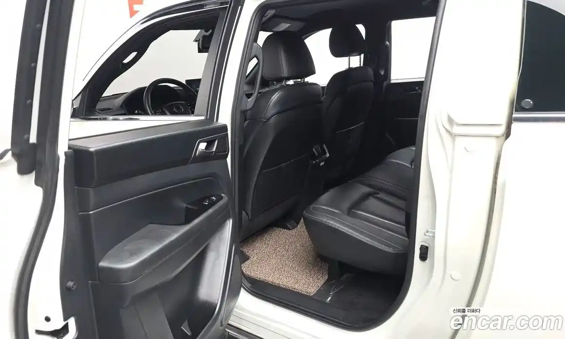 SsangYong Rexton 2023 2.2 автомат (гидро), фото 16
