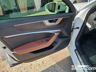 Audi A6 2020 2.0 автомат (гидро), миниатюра 11