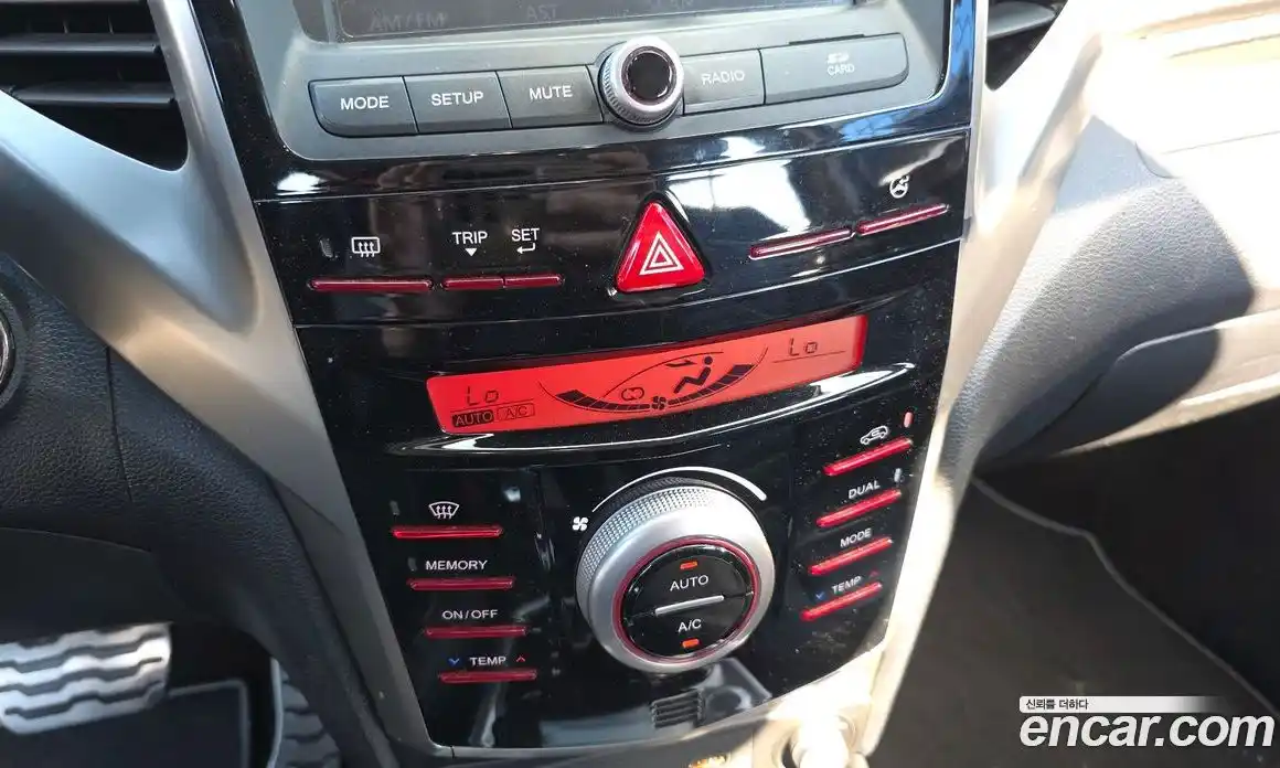 SsangYong TIBOLI 2016 1.6 автомат (гидро), фото 17