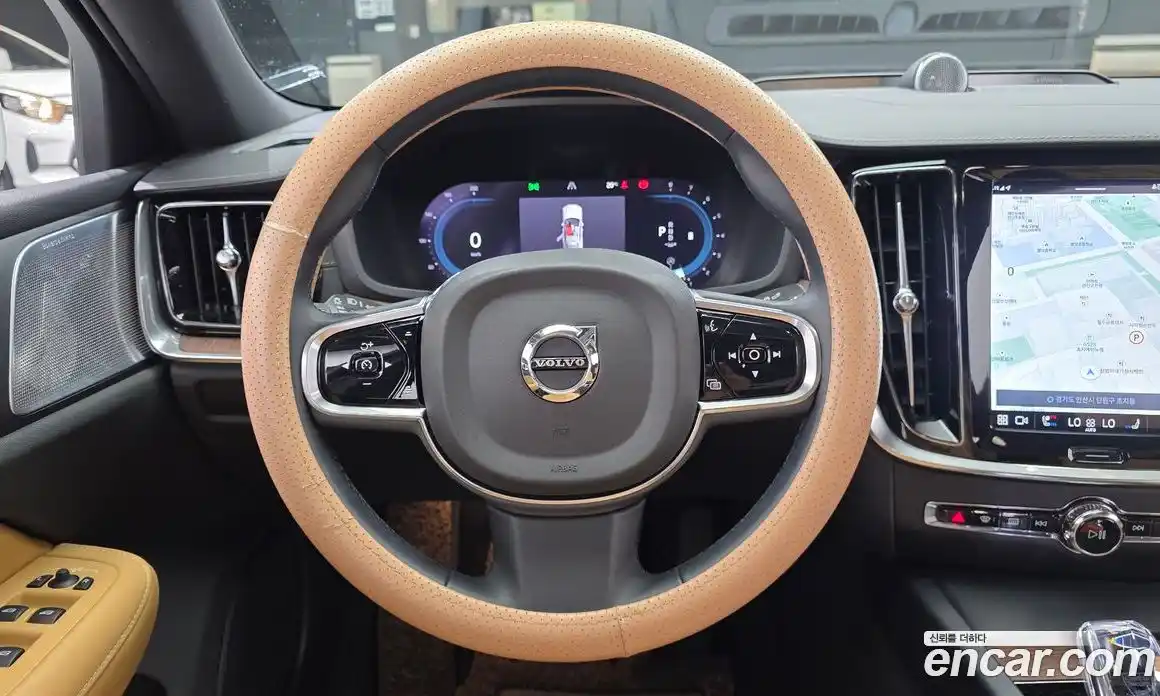 Volvo S60 2023 2.0 автомат (гидро), фото 13
