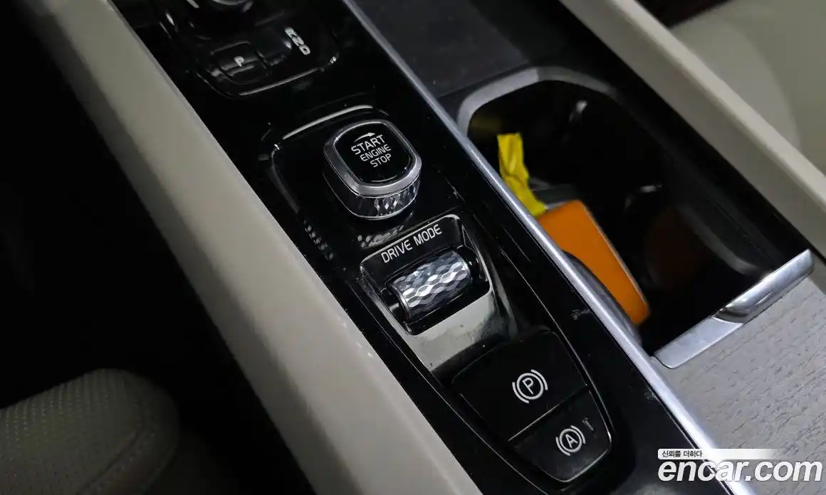 Volvo S60 2021 2.0 автомат (гидро), фото 23