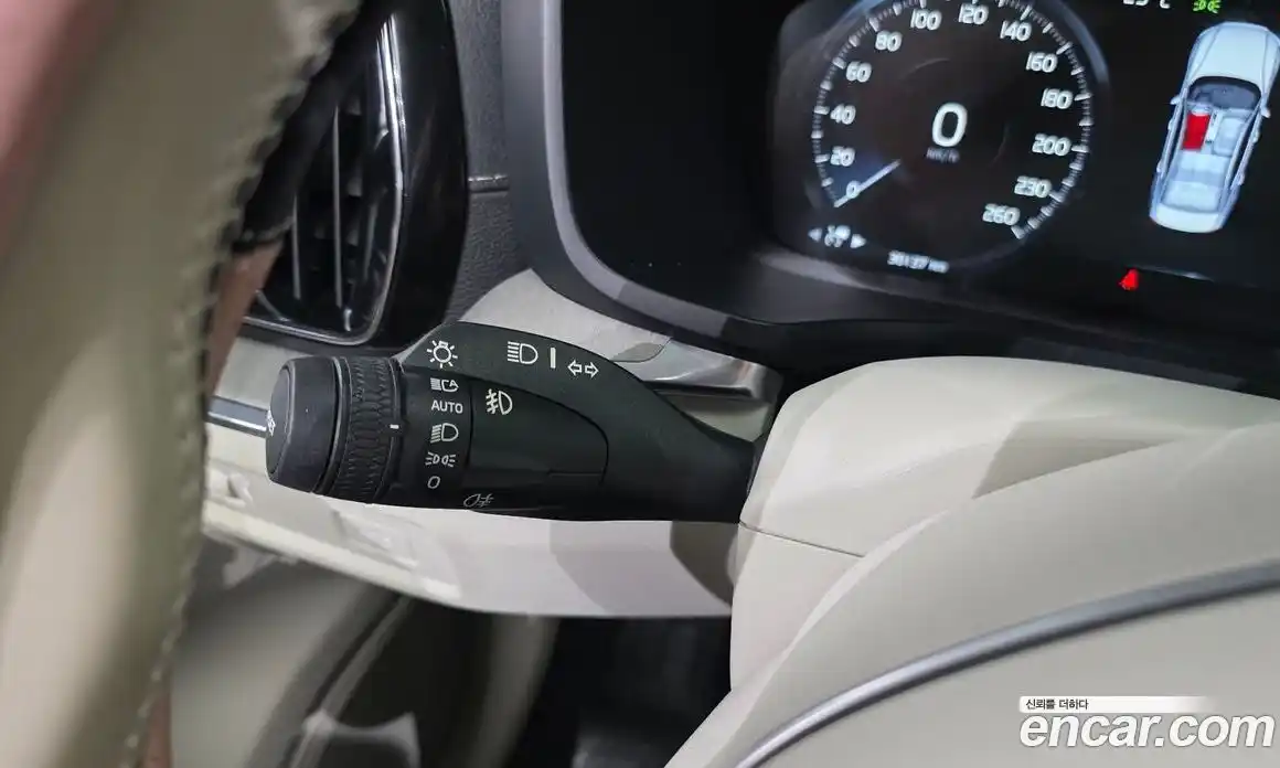 Volvo S60 2021 2.0 автомат (гидро), фото 26