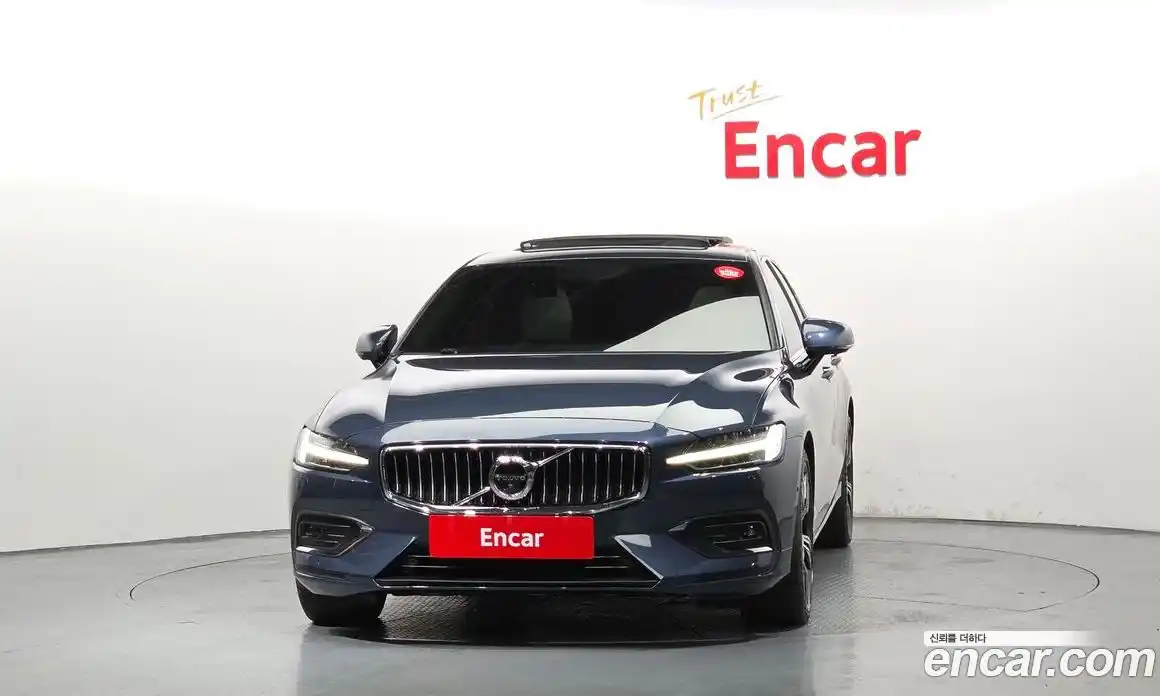 Volvo S60 2021 2.0 автомат (гидро), фото 3