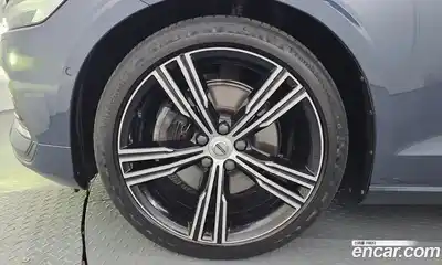 Volvo S60 2021 2.0 автомат (гидро), миниатюра 5