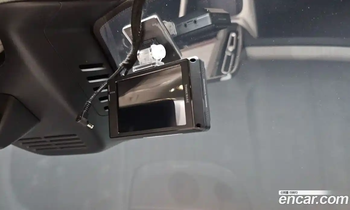 Volvo XC40 2023 2.0 автомат (гидро), фото 32