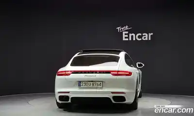 Porsche Panamera 2018 2.9 автомат (гидро), миниатюра 4