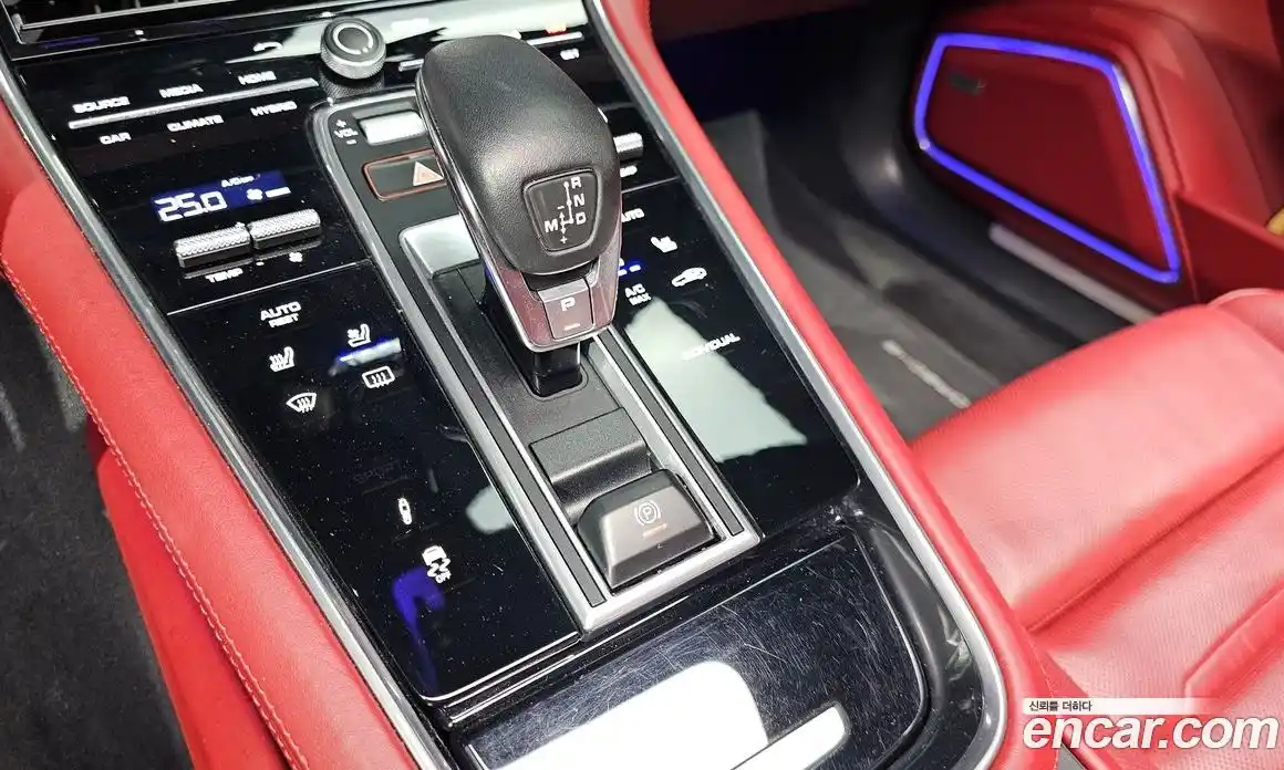 Porsche Panamera 2018 2.9 автомат (гидро), фото 9