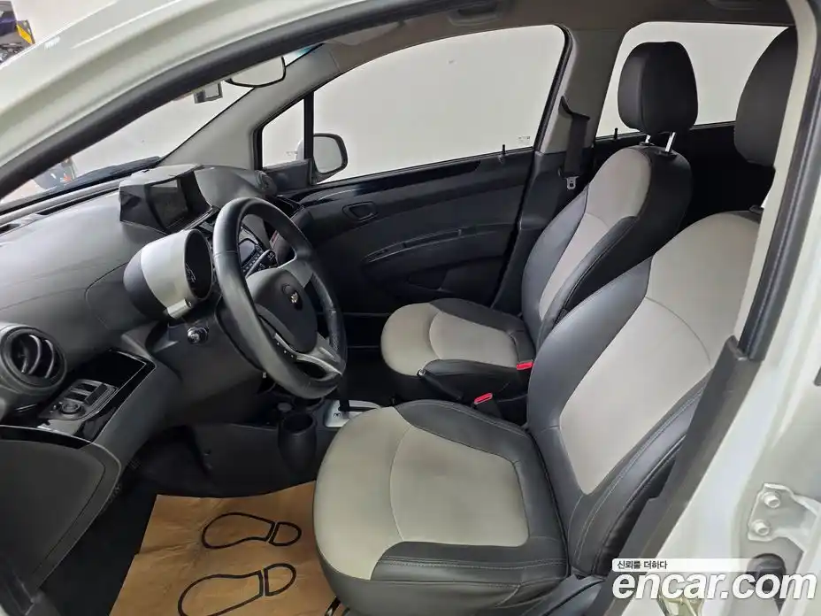 Chevrolet Spark 2012 1.0 автомат (гидро), фото 16 Chevrolet Spark 2012 1.0 автомат (гидро), фото 16