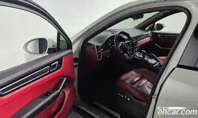 Porsche Cayenne 2021 3.0 автомат (гидро), миниатюра 10