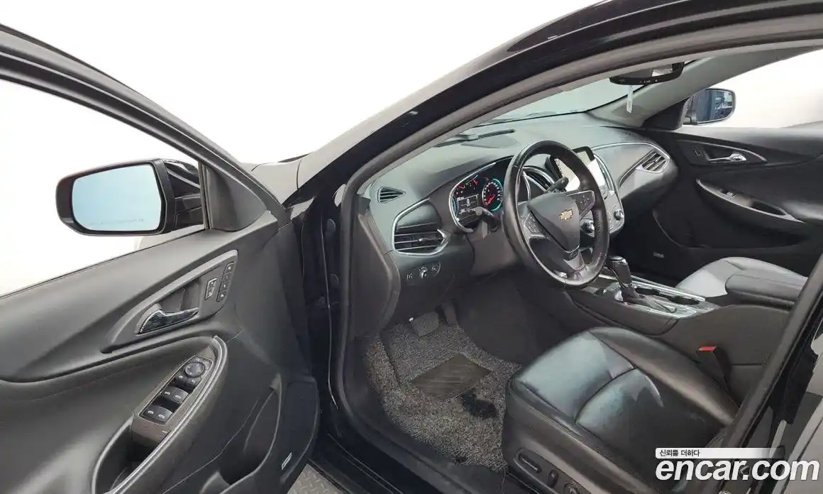Chevrolet Malibu 2018 2.0 автомат (гидро), фото 13