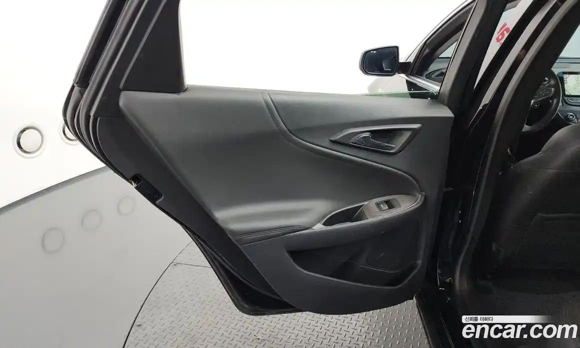 Chevrolet Malibu 2018 2.0 автомат (гидро), фото 15