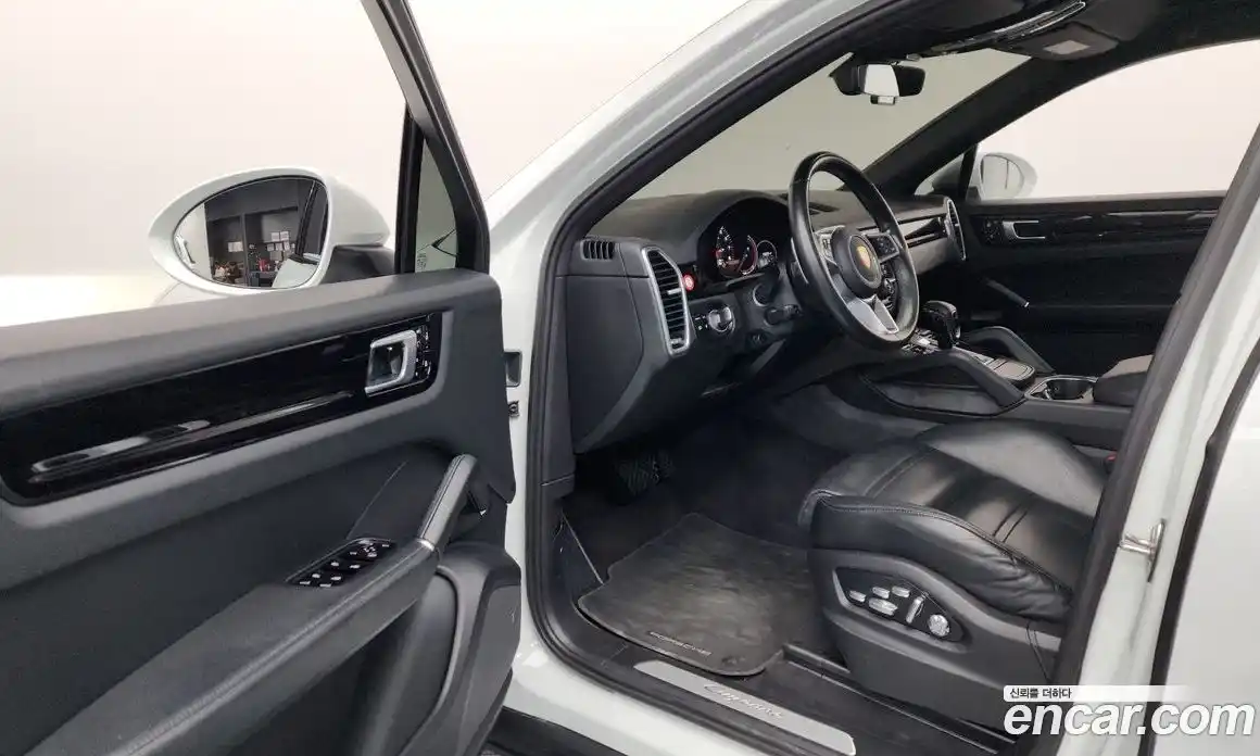 Porsche Cayenne 2020 3.0 автомат (гидро), фото 13