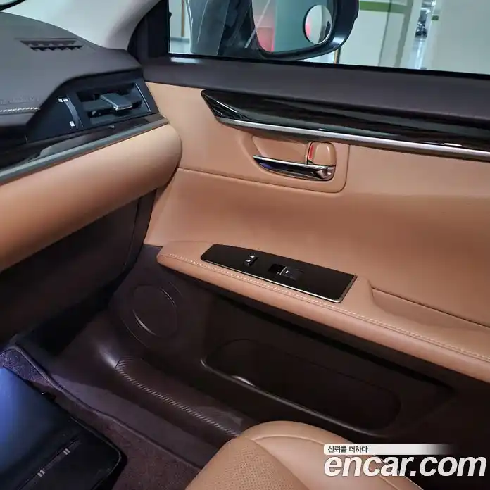 Lexus ES 2017 2.5 автомат (гидро), фото 11 Lexus ES 2017 2.5 автомат (гидро), фото 11