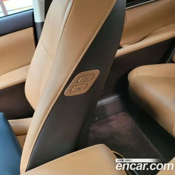 Lexus ES 2017 2.5 автомат (гидро), фото 8 Lexus ES 2017 2.5 автомат (гидро), фото 8
