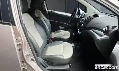 Chevrolet Spark 2012 1.0 автомат (гидро), миниатюра 12
