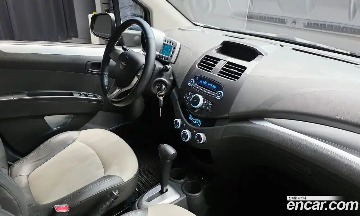 Chevrolet Spark 2012 1.0 автомат (гидро), фото 19