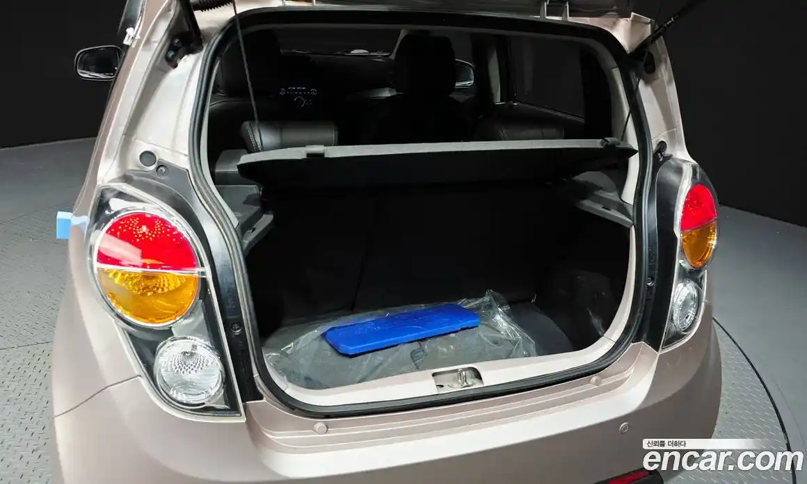 Chevrolet Spark 2012 1.0 автомат (гидро), фото 20