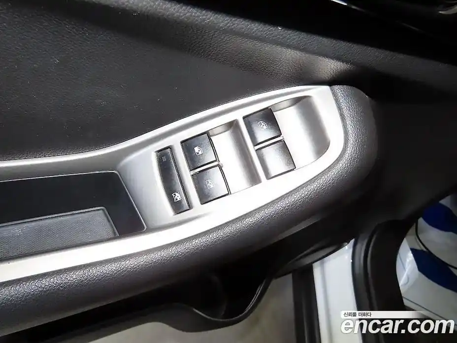 Chevrolet Orlando 2011 2.0 автомат (гидро), фото 13
