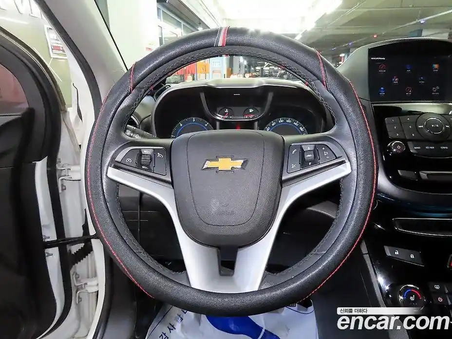 Chevrolet Orlando 2011 2.0 автомат (гидро), фото 8