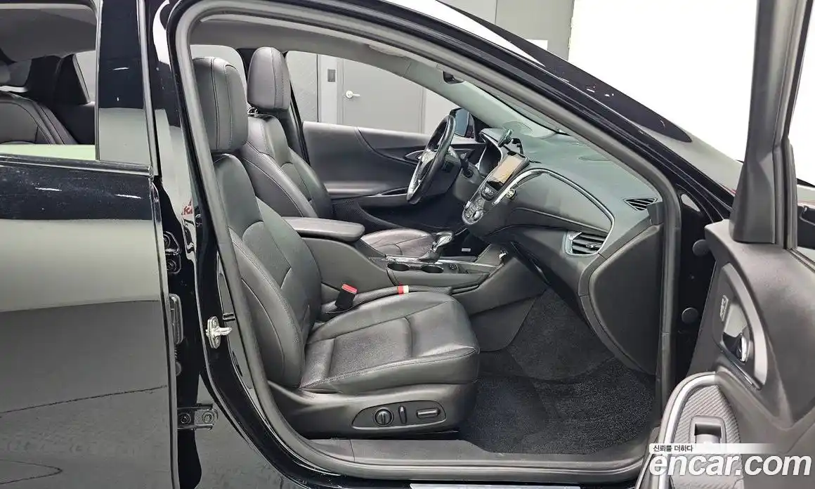 Chevrolet Malibu 2019 2.0 автомат (гидро), фото 12
