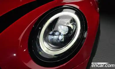Mini Cooper Convertible 2019 2.0 автомат (гидро), миниатюра 8