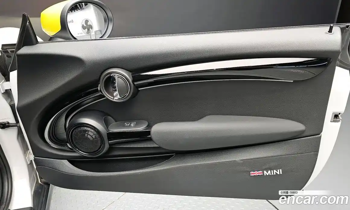 Mini Cooper 2023 автомат (гидро), фото 14