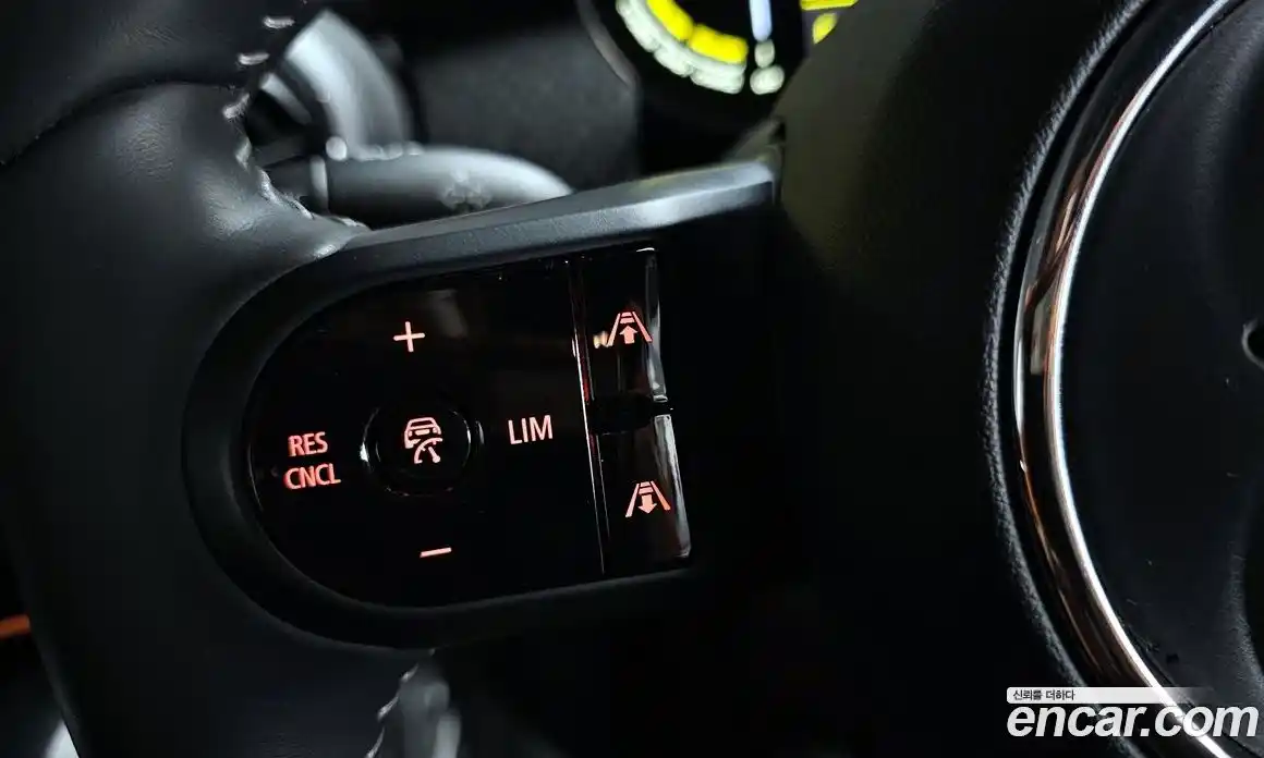 Mini Cooper 2023 автомат (гидро), фото 16